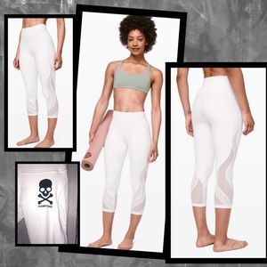 LULULEMON X SOUL CYCLE Hamptons Wunder Under Lace size 4 white